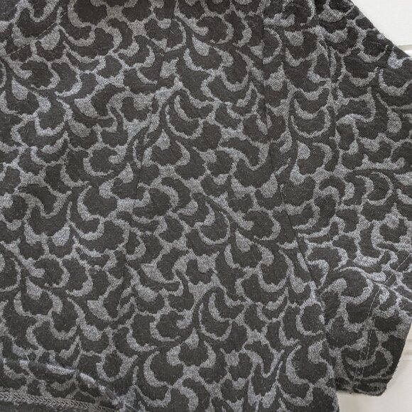 2 For $30 Ann Taylor LOFT Black And Gray Knit Dress Size 10 Scalloped Print - Picture 6 of 10